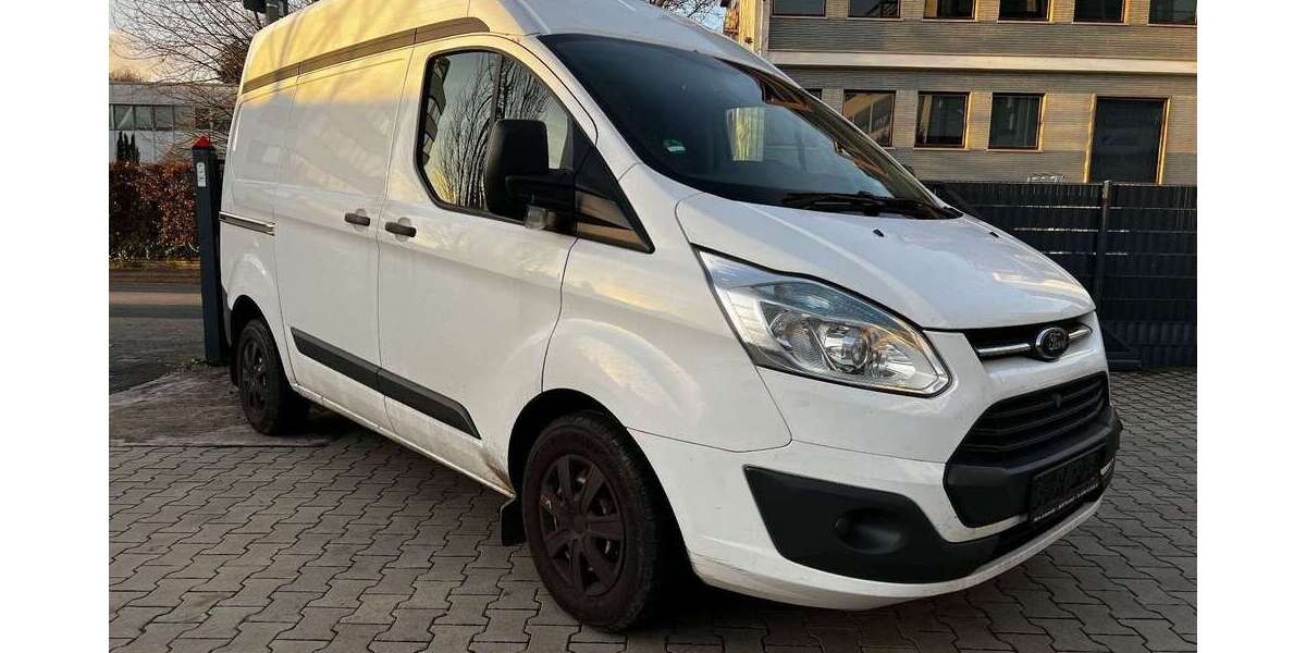 Ford Transit Custom 340.136 km 5.900 &euro; Frankfurt am Main 60388