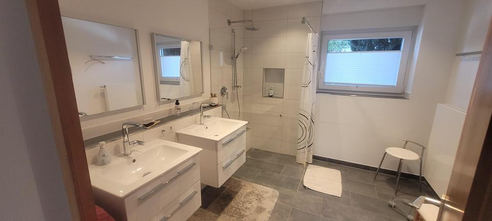 Einfamilienhaus Darmstadt Darmstadt-Ost - 5.5 Zimmer, 218 m&sup2;, 2.950&euro; | Angebot:25569805