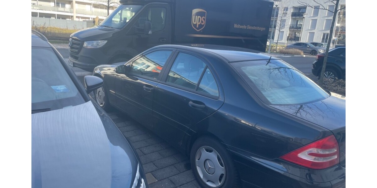 Mercedes-Benz C 180 254.000 km 1.800 € Kelsterbach 65451