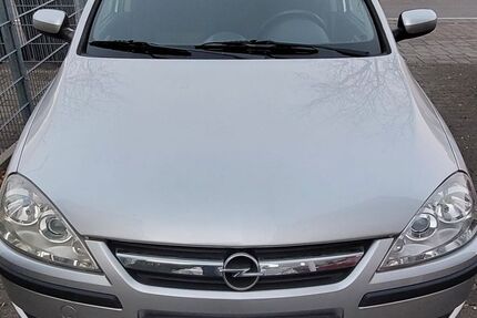 Opel Corsa 239.999 km 1.235 &euro; Lorsch 64653
