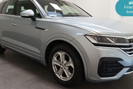 VW Touareg 26.956 km 47.670 &euro; Egelsbach 63329