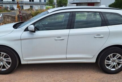 Volvo XC60 132.000 km 15.900 &euro; Dienheim/Oppenheim 55276