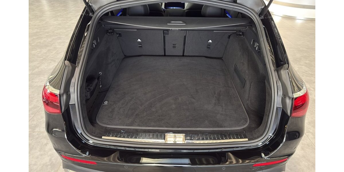 Mercedes-Benz E 200 T AMG ADVANCED+ PANO-DISTR-AHK-360°-MEMORY 8.080 km 52.399 &euro; Groß-Umstadt 64823