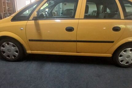 Opel Meriva 74.500 km 2.990 &euro; Rüsselsheim 65428