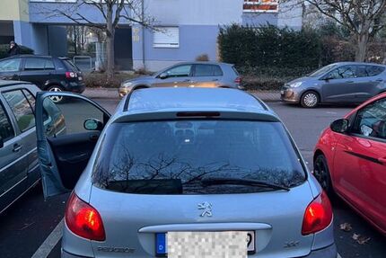 Peugeot 206 236.621 km 680 &euro; Schwanheim 60529