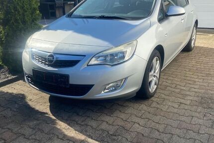 Opel Astra 309.000 km 750 &euro; Riedstadt 64560