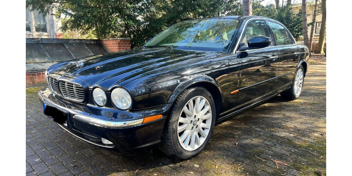 Jaguar XJ 98.000 km 16.500 &euro; Darmstadt 64287