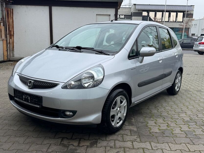 Honda Jazz 145.000 km 4.200 € Wiesbaden 65187