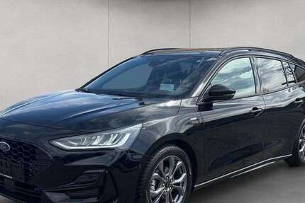 Ford Focus 13.632 km 24.950 &euro; Frankfurt am Main 60386
