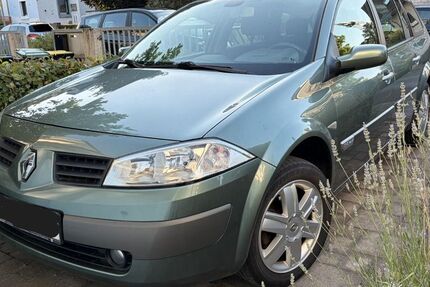 Renault Megane 158.000 km 999 &euro; Frankfurt 60389