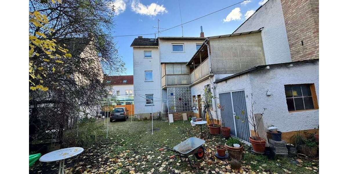Haus zum Kaufen in Hochheim am Main 799.000 € 171 m² 6 zimmer