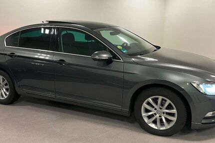 VW Passat 184.000 km 15.400 &euro; Biebesheim am Rhein 64584