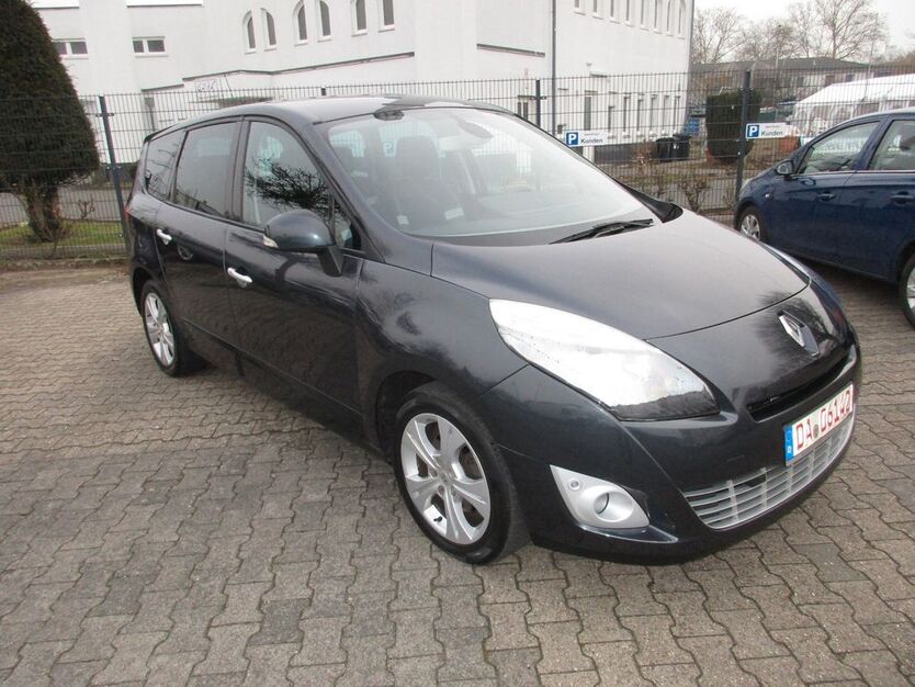 Renault Scenic 119.000 km 5.590 € Darmstadt 64293