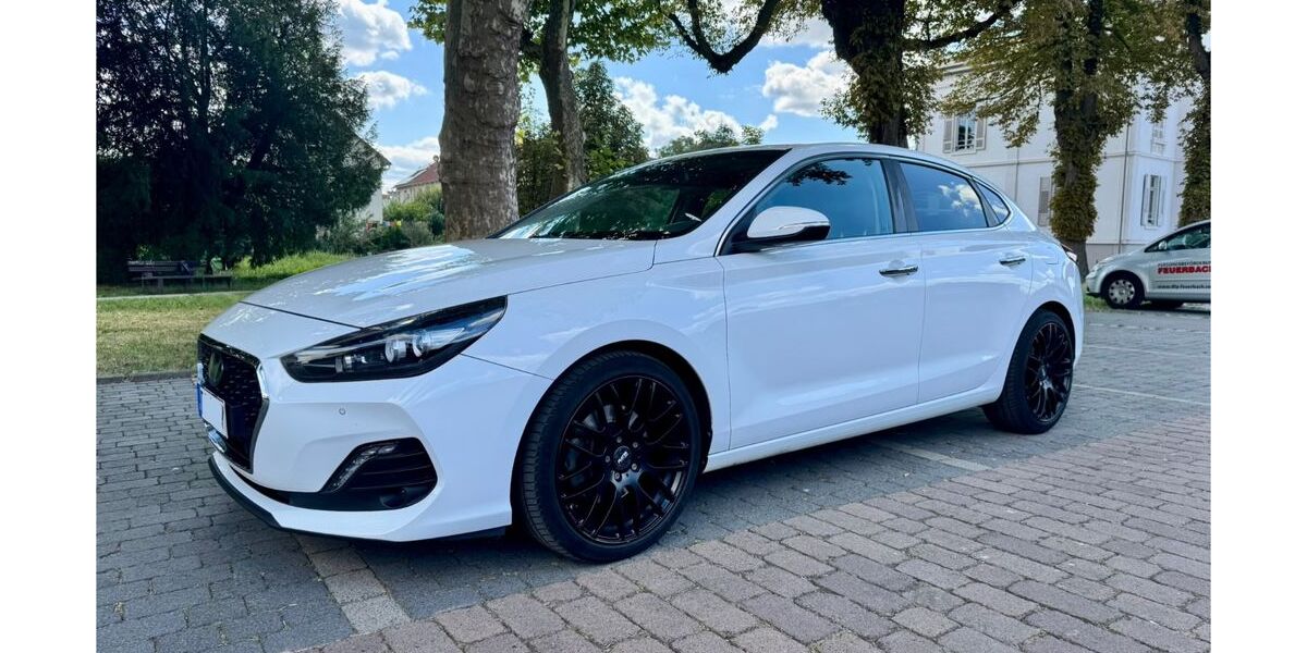 Hyundai i30 99.000 km 16.100 &euro; Pfungstadt 64319