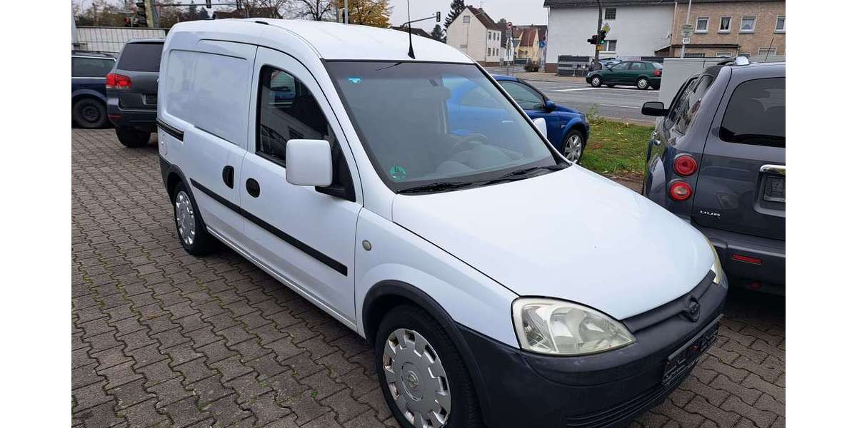 Opel Combo 149.000 km 2.000 &euro; Darmstadt 64291