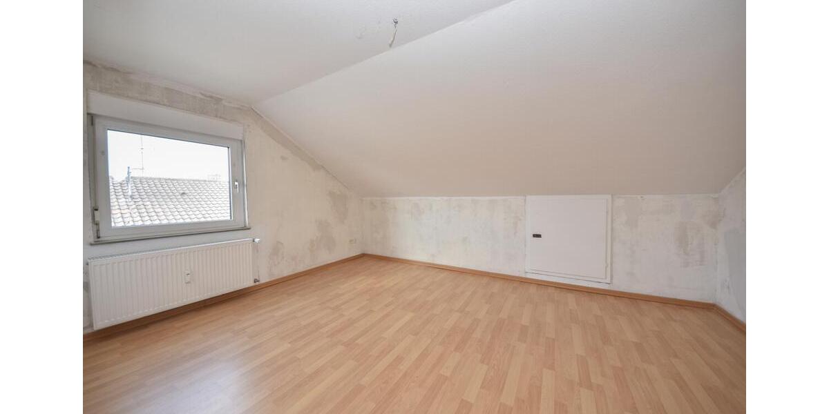 Dachgeschoßwohnung Babenhausen - 2 Zimmer, 38 m&sup2;, 430&euro; | Angebot:26232195