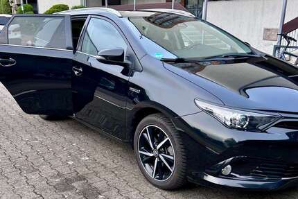 Toyota Auris 112.000 km 13.000 &euro; Frankfurt am Main, Stadt 60431