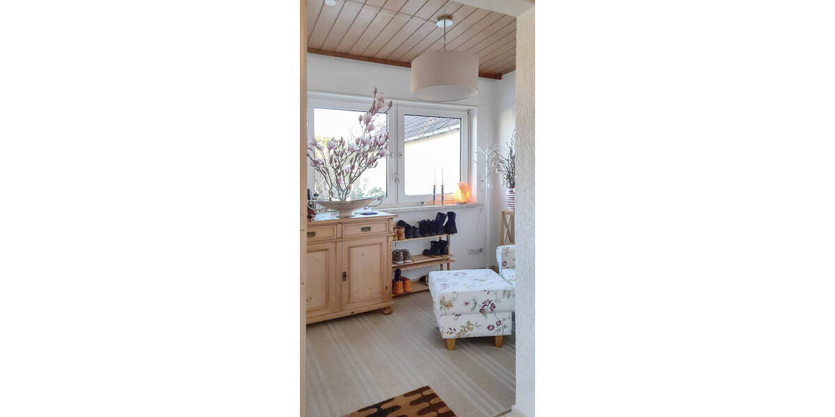 Mehrfamilienhaus, Wohnhaus Rödermark Urberach - 8 Zimmer, 171 m&sup2;, 1.600&euro; | Angebot:26376907