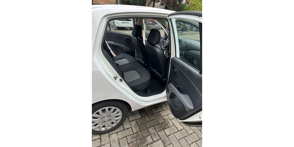 Hyundai i10 141.000 km 3.200 &euro; Frankfurt am Main 60386