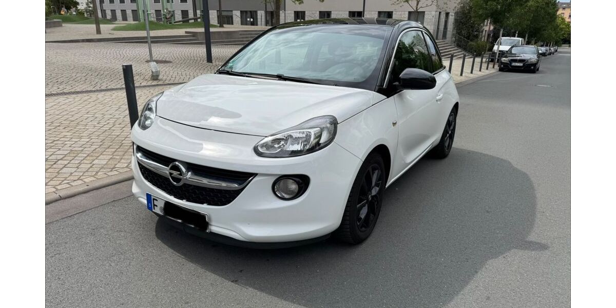 Opel Adam 69.399 km 7.900 &euro; Frankfurt am Main 60599