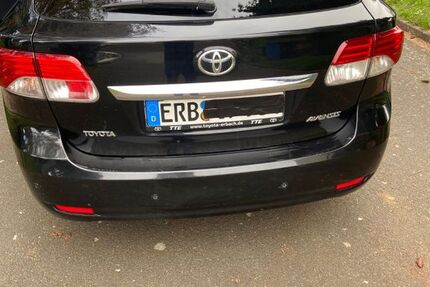 Toyota Avensis 258.668 km 4.500 &euro; höchst 64739