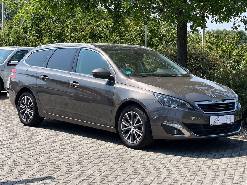 Peugeot 308 136.480 km 9.495 € Lampertheim-Hüttenfeld 68623
