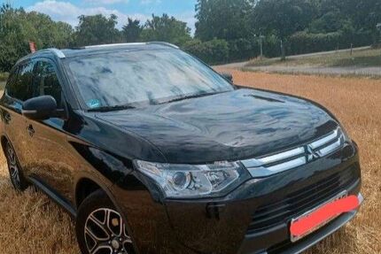 Mitsubishi Outlander 136.000 km 14.399 &euro; Dienheim 55276