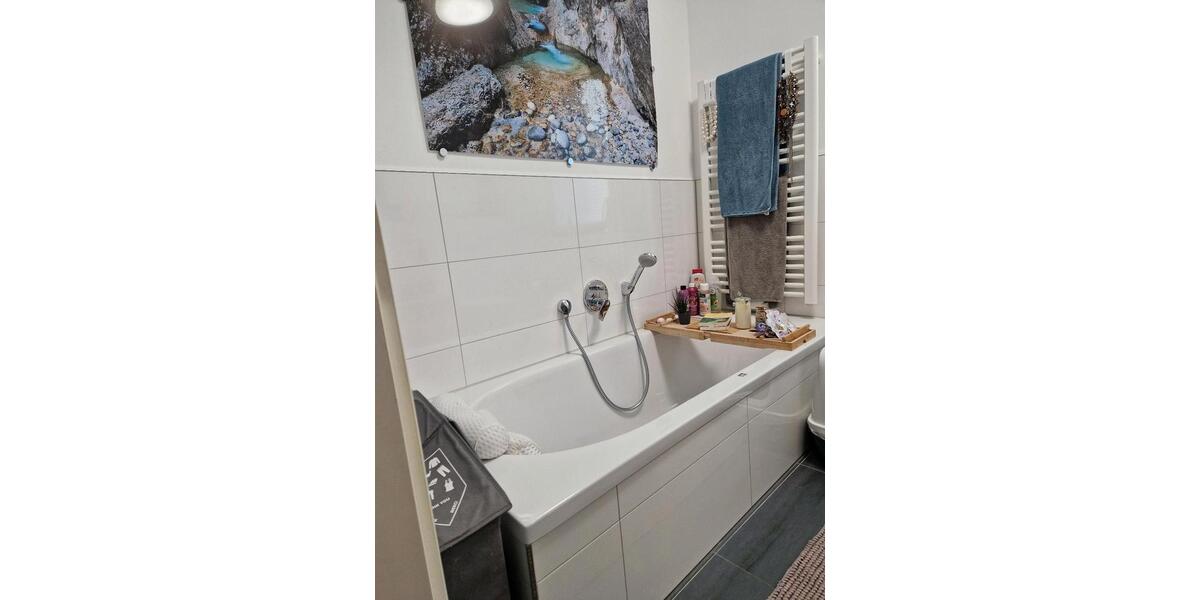 Etagenwohnung Darmstadt Bessungen - 3 Zimmer, 99 m&sup2;, 1.650&euro; | Angebot:24825626