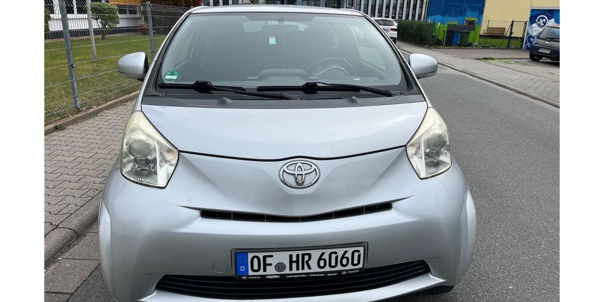 Toyota IQ 210.000 km 4.300 &euro; weiterstadt 64331