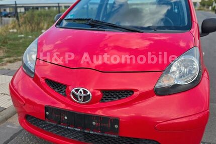 Toyota Aygo (X) 84.000 km 3.020 &euro; Dietzenbach 63128