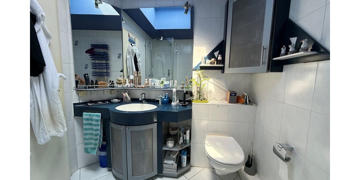 Hattersheim: Exzellente 5-Zimmerwohnung in absoluter Ruhe- und Sonnenlage - Etagenwohnung Hattersheim | Angebot:27129360