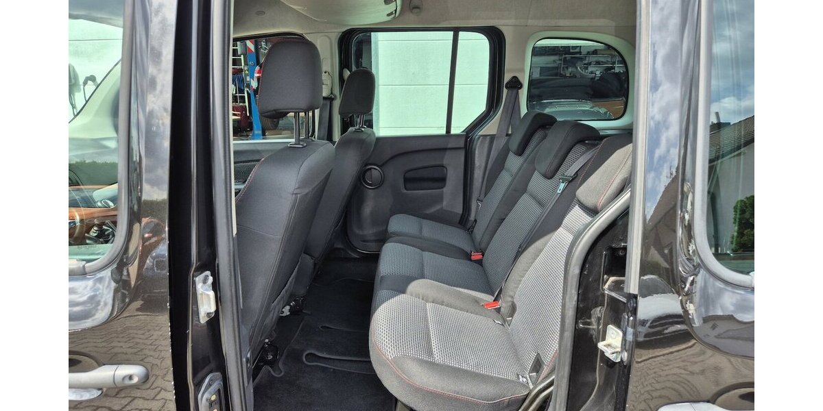 Mercedes-Benz Citan 111 CDI lang Tourer Edition 144.222 km 10.890 &euro; Rodgau 63110