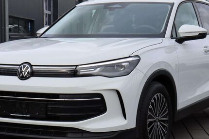 VW Tiguan 40.000 km 29.999 € Flörsheim am Main 65439