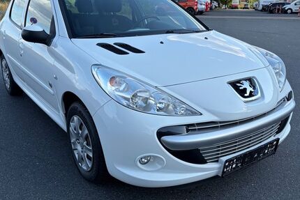 Peugeot 206 56.000 km 4.200 &euro; Dreieich 63303