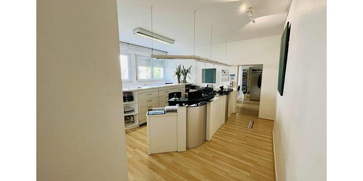 Etagenwohnung Darmstadt Eberstadt - 9 Zimmer, 203 m&sup2;, 630.000&euro; | Angebot:26319650