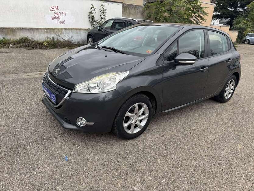 Peugeot 208 96.000 km 6.299 € Mainz 55120