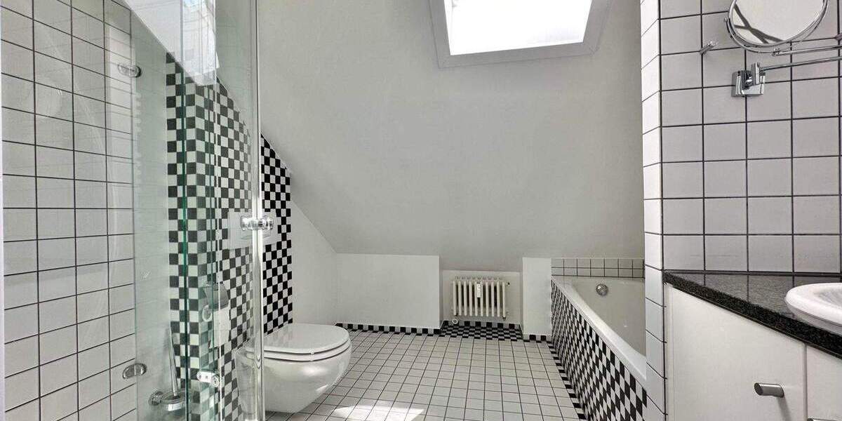 Mehrfamilienhaus, Wohnhaus Offenbach Offenbach am Main - 9 Zimmer, 307 m&sup2;, 1.370.000&euro; | Angebot:24546092