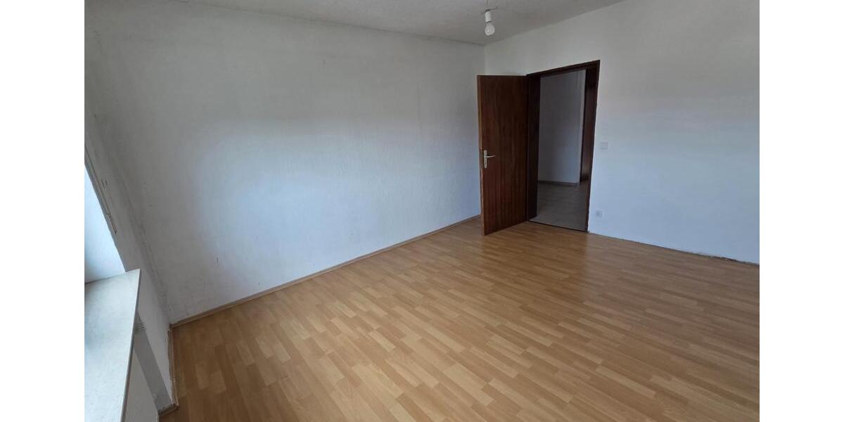Etagenwohnung Mörfelden-Walldorf Walldorf - 3 Zimmer, 85 m&sup2;, 1.300&euro; | Angebot:26517584