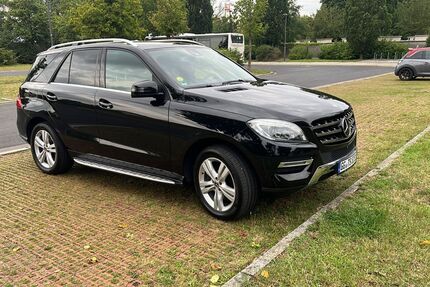 Mercedes-Benz ML 350 221.000 km 19.500 &euro; Kelsterbach 65451
