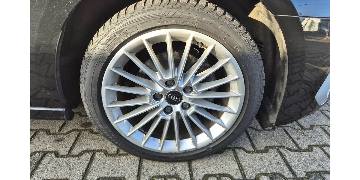 Audi A3 35 TDI advanced Navigation, AHK, AppleCarplay 75.200 km 21.900 &euro; Rodgau 63110