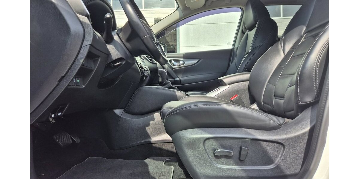 Nissan Qashqai Akari, Kamera, Android Auto, Panoramadach, 72.315 km 18.390 &euro; Rodgau 63110