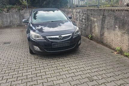 Opel Astra 265.000 km 2.950 € Offenbach 63071
