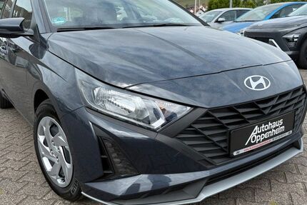 Hyundai i20 7.800 km 18.600 &euro; Oppenheim 55276