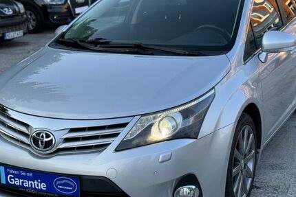 Toyota Avensis 170.000 km 10.900 &euro; Frankfurt am Main 60386