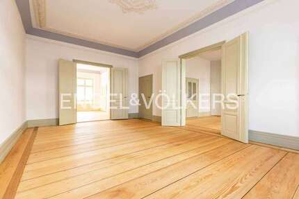 Wohnung Frankfurt am Main Ostend - 4.5 Zimmer, 175 m&sup2;, 3.925&euro; | Angebot:26863222