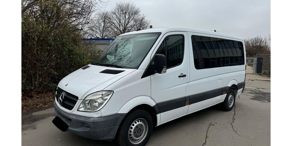 Mercedes-Benz Sprinter 210.000 km 8.900 &euro; Hofheim am Taunus 65719
