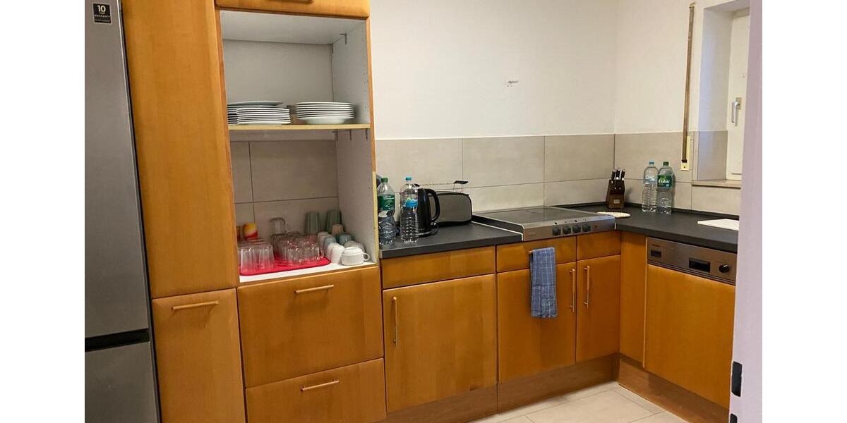 Erdgeschoßwohnung Frankfurt am Main Sachsenhausen - 4 Zimmer, 90 m&sup2;, 2.800&euro; | Angebot:25993296