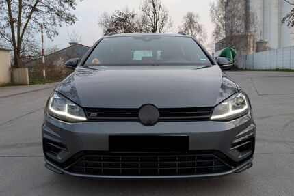 VW Golf 146.000 km 22.800 &euro; Gernsheim 64579