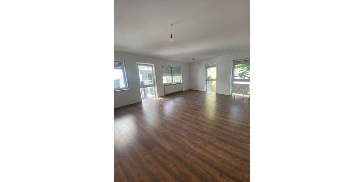 Etagenwohnung Offenbach Hafen - 4 Zimmer, 101 m&sup2;, 350.000&euro; | Angebot:26550274