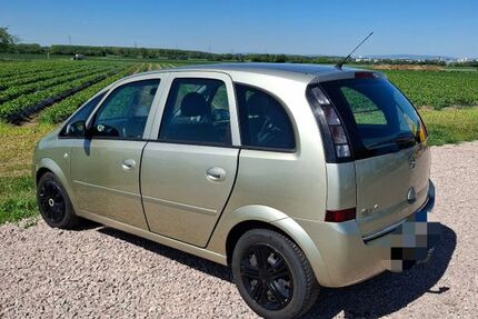 Opel Meriva 112.200 km 2.400 &euro; Rüsselsheim 65428